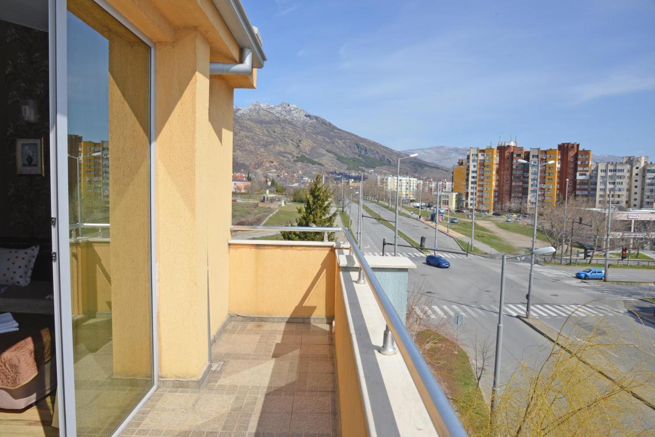 Dream Hotel Szliven Kültér fotó