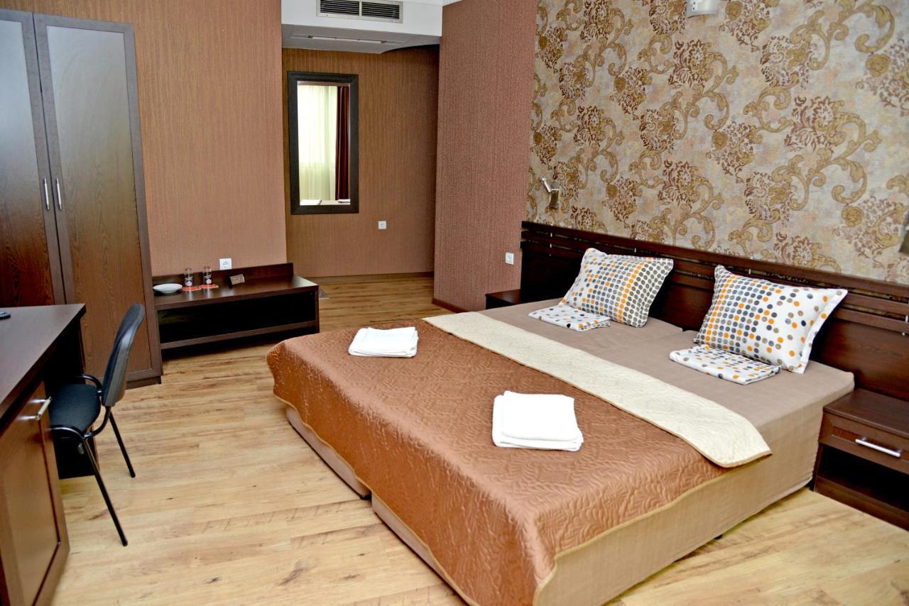 Dream Hotel Szliven Kültér fotó